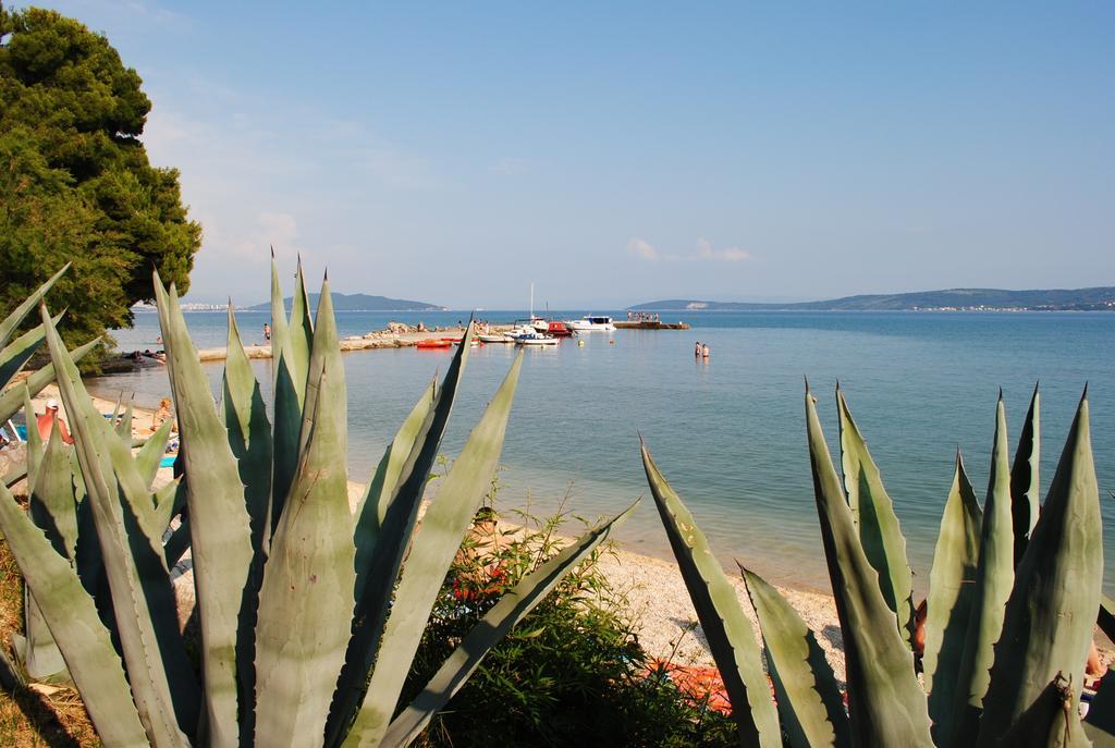 Apartments Kairos - Bili 9 Kaštela Eksteriør bilde