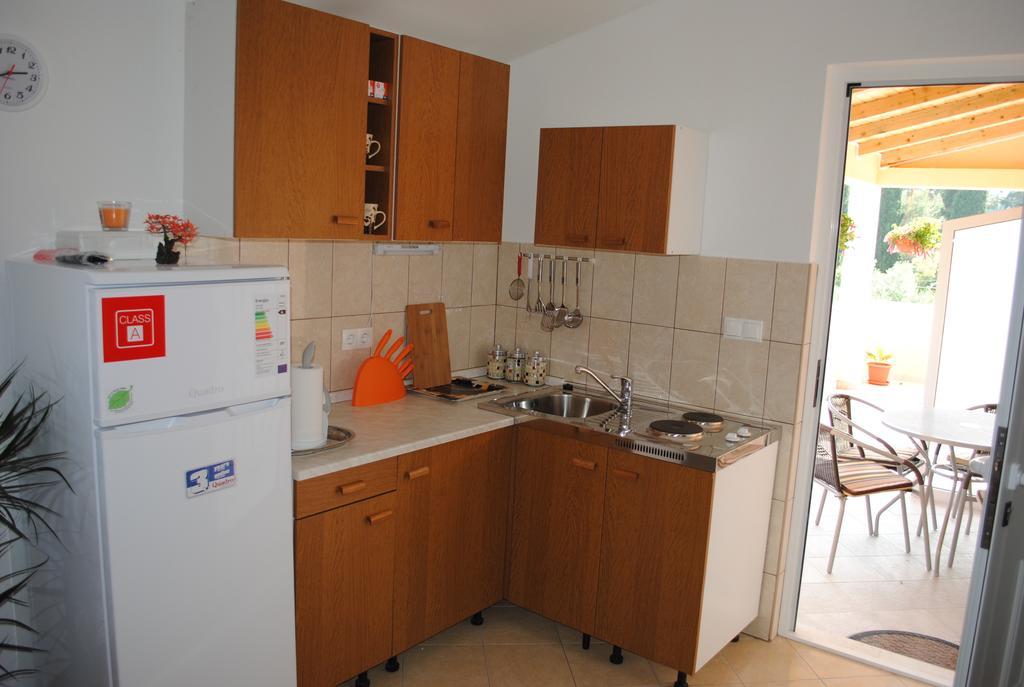 Apartments Kairos - Bili 9 Kaštela Eksteriør bilde